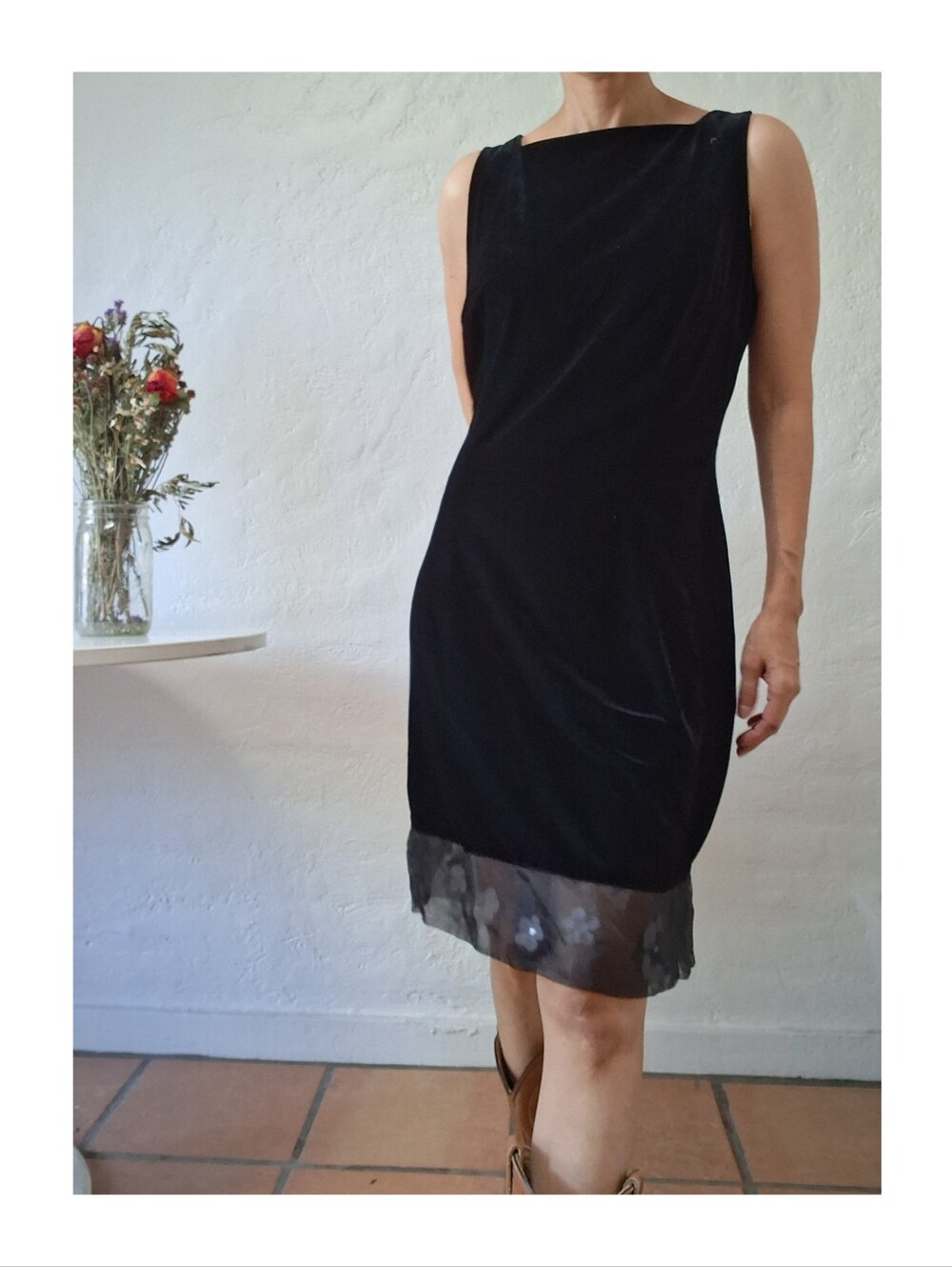 Molly Malloy Vintage 90s Black Velvet Shift Dress Goth Rhinestone Floral Hem MED